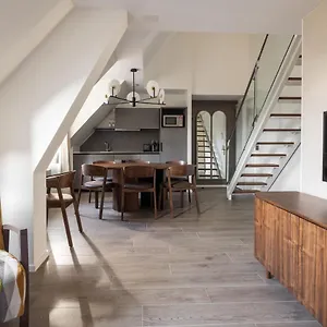 Ema House Serviced Superior Unterstrass Apartment Zurich